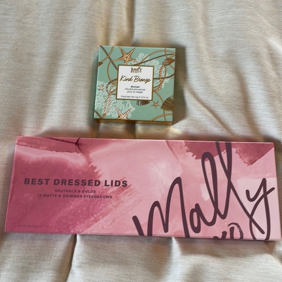 Makeup Mallys Eyeshadow Palette And Kndr Beauty Bronzer Bundle Poshmark